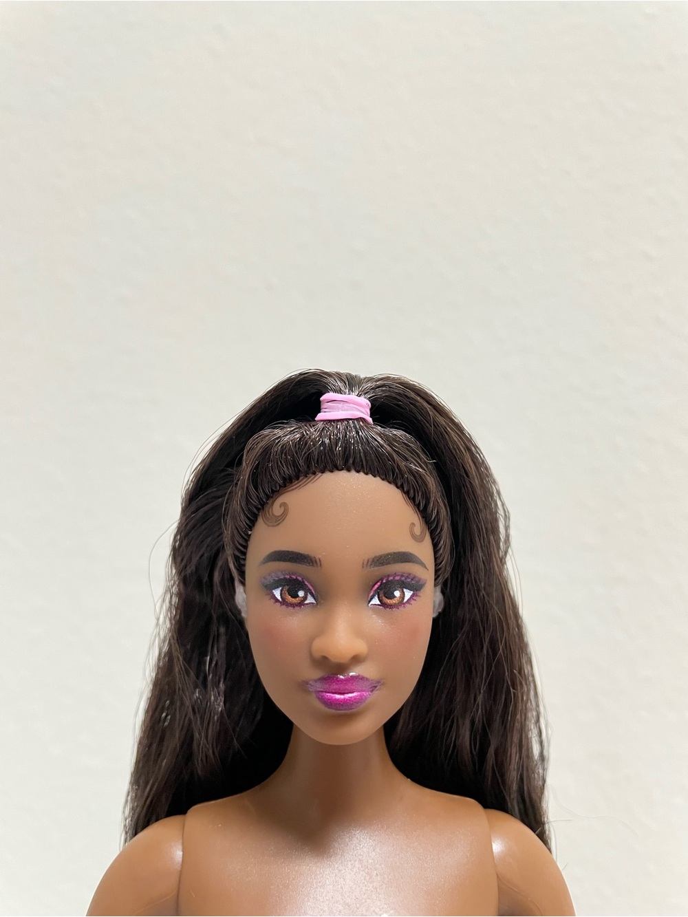 Barbie Deluxe Style #10 Base Doll